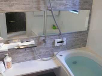 間取り変更でゆったりとした水廻りに